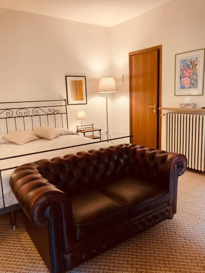 Mario Number 8 Apartment Verona 0*,
