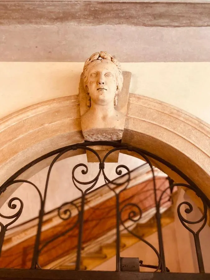 Mario Number 8 Apartment Verona