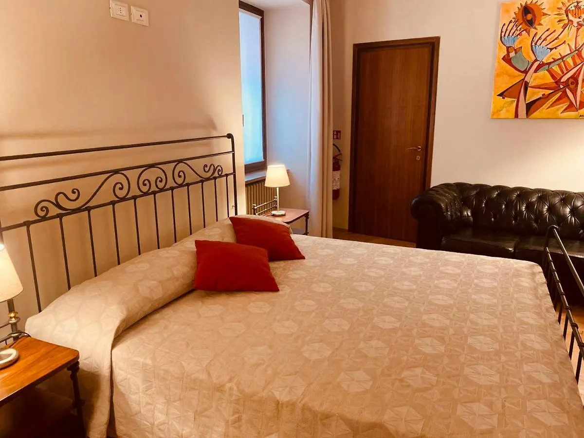Mario Number 8 Apartment Verona