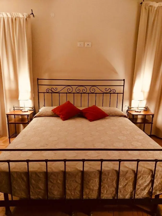 Mario Number 8 Apartment Verona