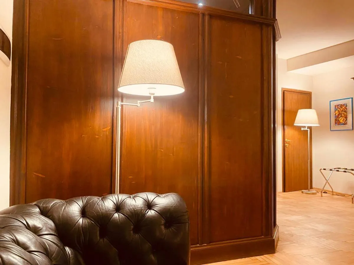 Mario Number 8 Apartment Verona