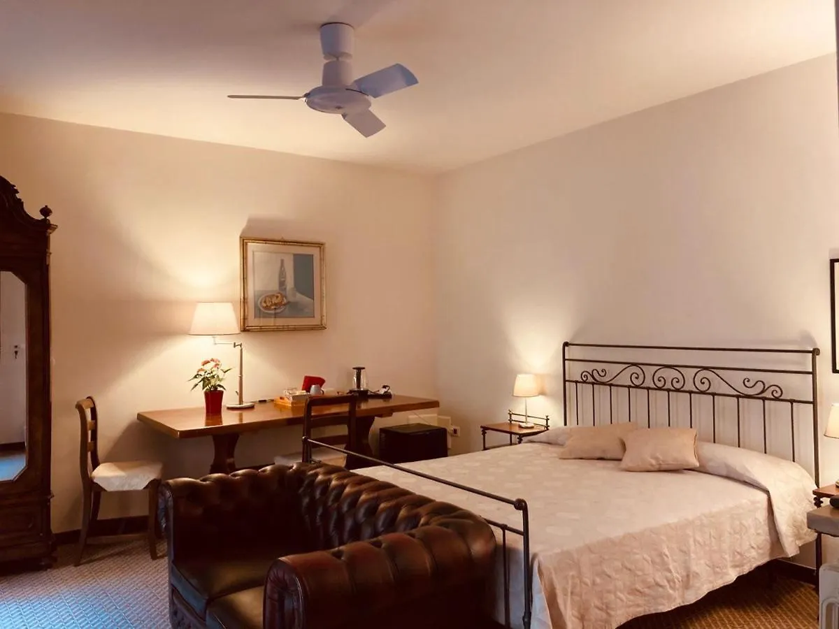 Mario Number 8 Apartment Verona
